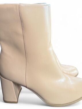 Women’s Neutral Cream Block-Heel Ankle Boots